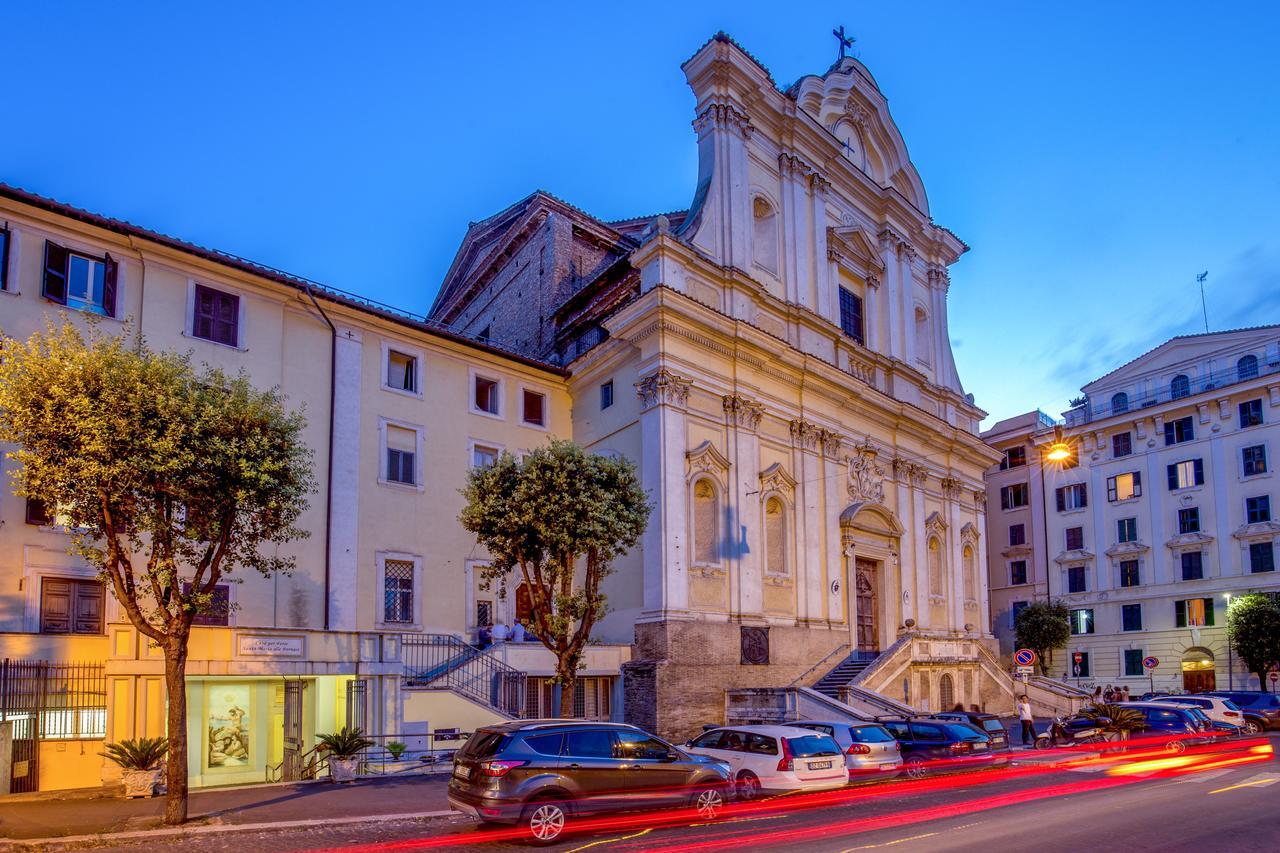 Casa Santa Maria Alle Fornaci Rome Exterior photo